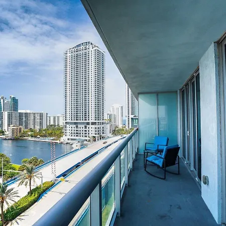 Beach Walk Hallandale Beach Extérieur photo